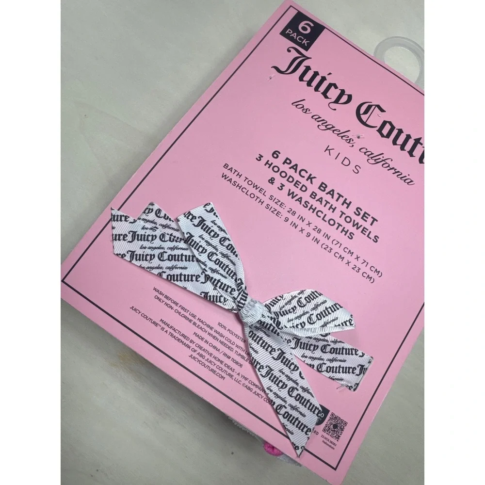 Juicy Couture Kids 6 Pack Bath Set 3 Hooded Bath Towels 3 Washcloths‎ Pink White